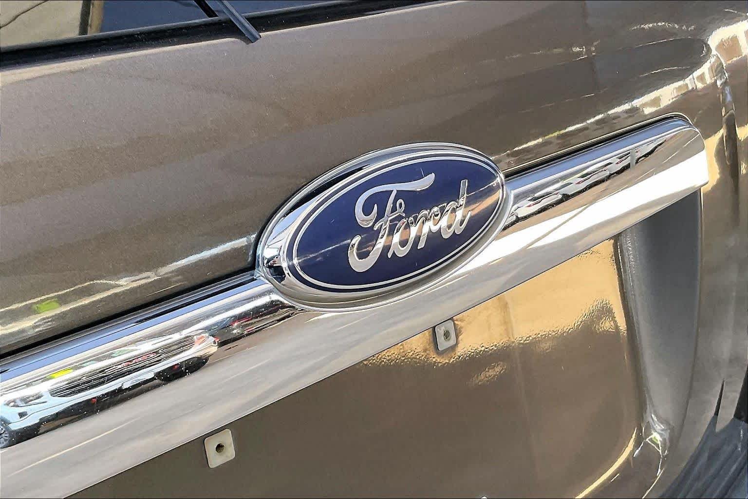 Used 2008 Black Ford XLT image 27