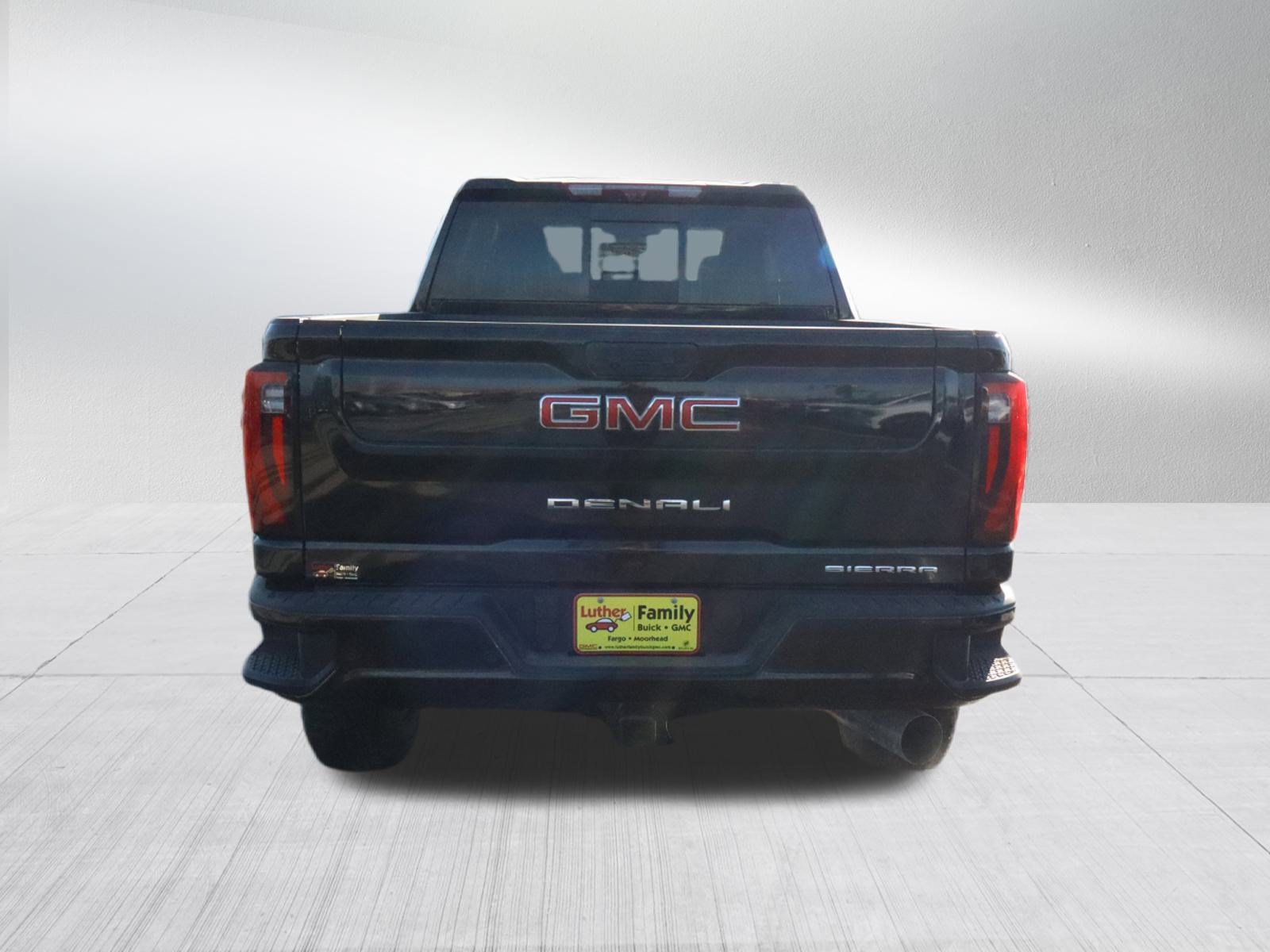2026 GMC Sierra 3500HD Denali - Photo 6