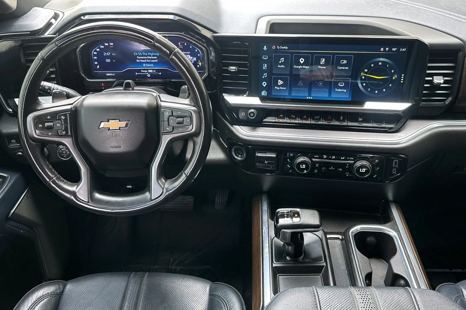Used 2024 Beige Chevrolet High Country image 13