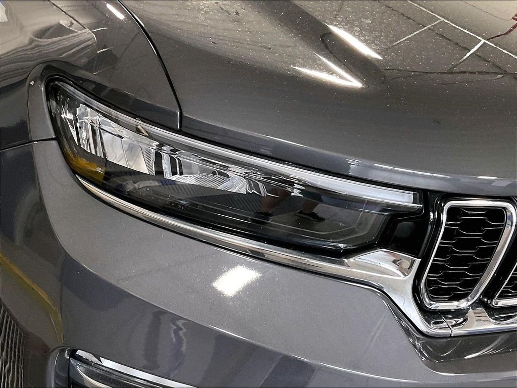 Used 2024 Gray Jeep 4xe image 33