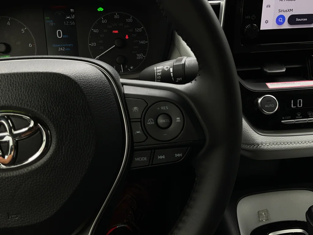 Used 2023  Toyota SE image 17