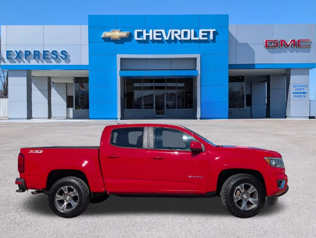 Used 2020 Red Chevrolet Z71 image 2