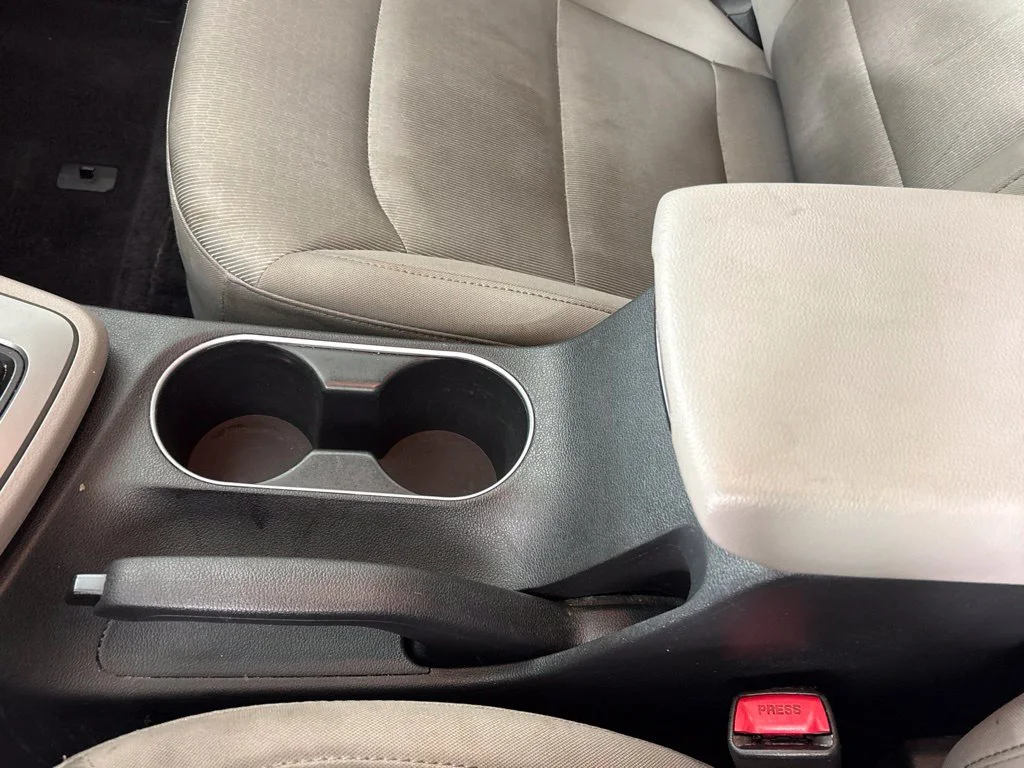 Used 2017 White Hyundai SE image 32