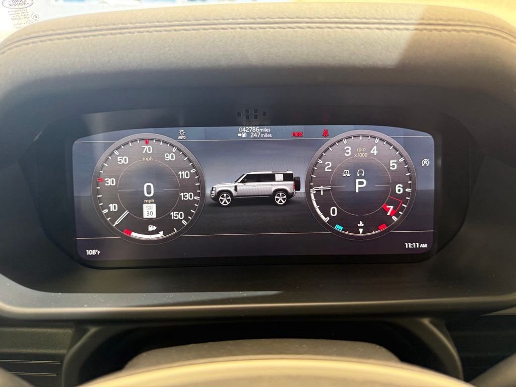 Used 2022 Fuji White Land Rover S image 19