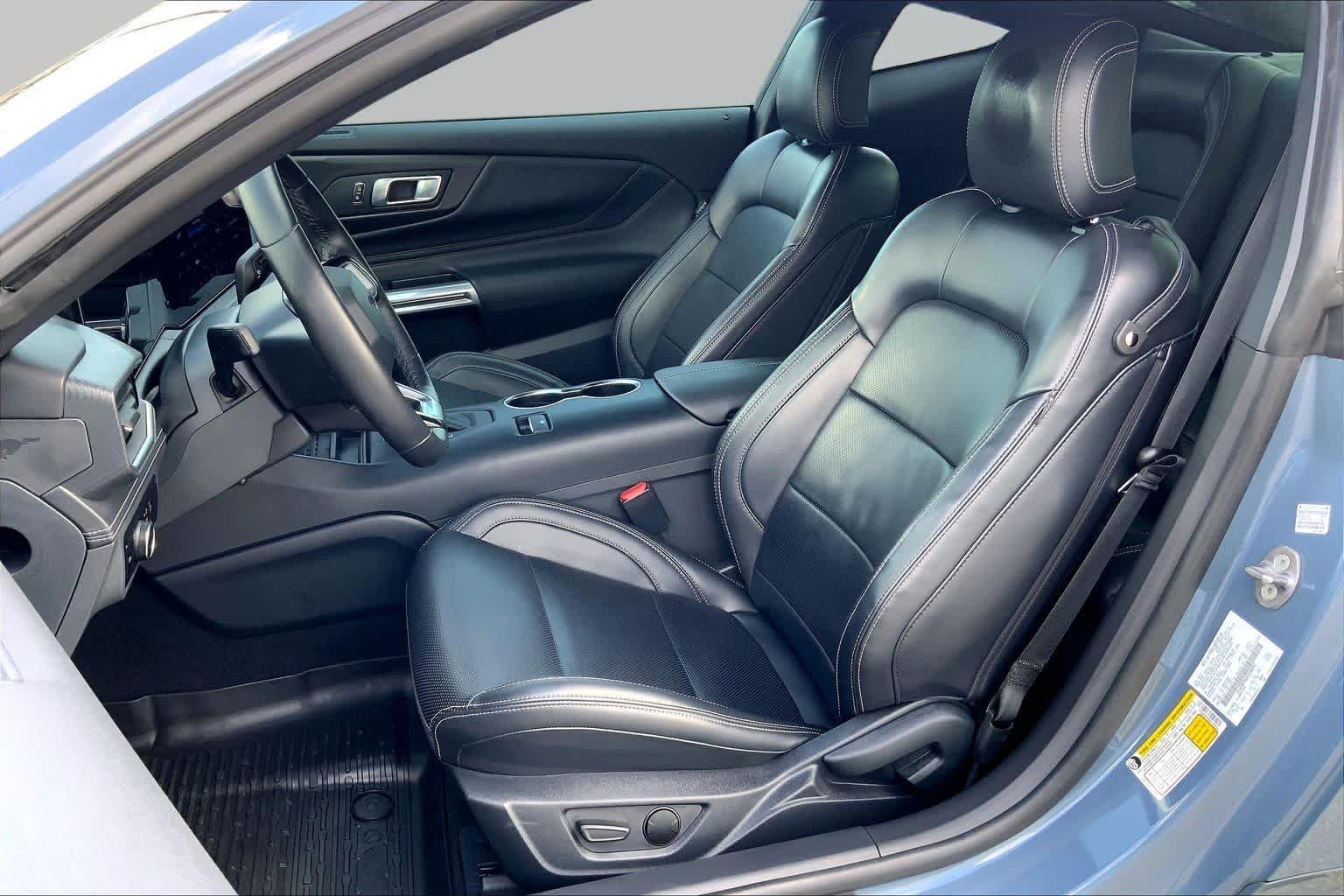 Used 2024 Vapor Blue Metallic Ford EcoBoost Premium image 8