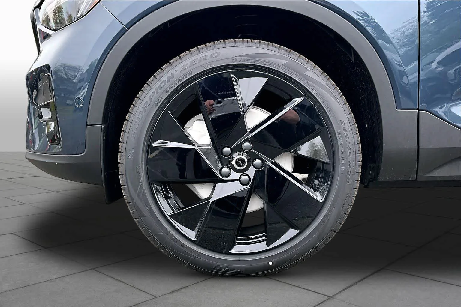 New 2026 DENIM BLUE Volvo Ultra Black Edition image 16