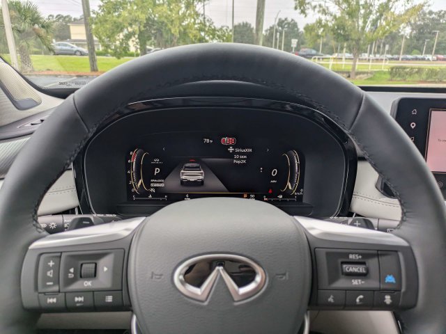 New 2027 Green INFINITI LUXE image 32