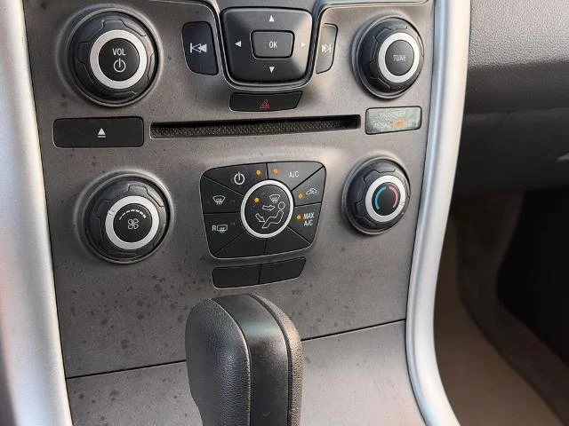 Used 2011 White Suede Ford SE image 46