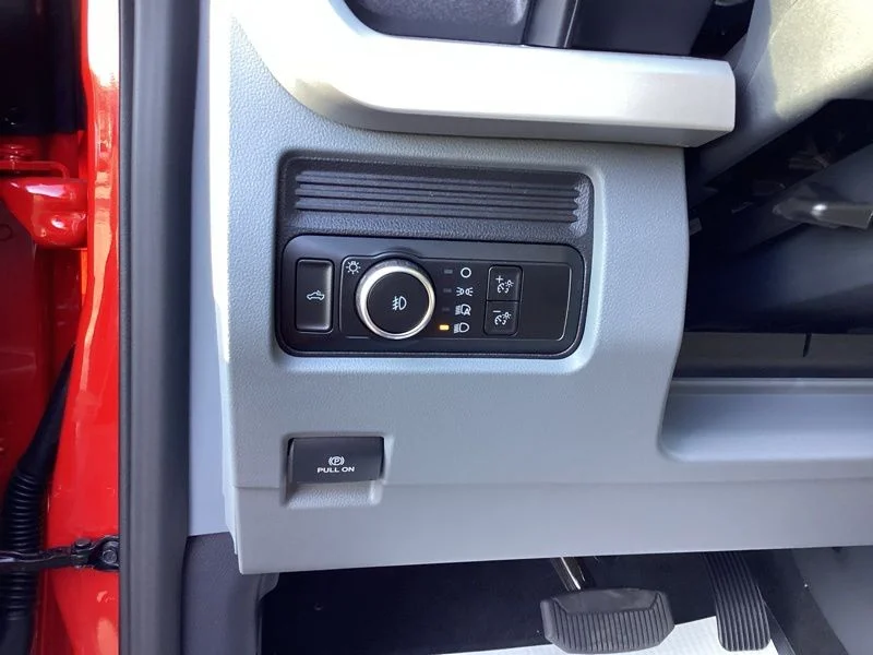 2026 Ford F-350 Super Duty XL - Photo 18
