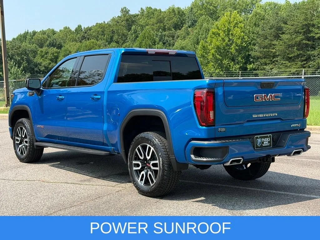 Used 2022 DYNAMIC BLUE METALLIC GMC AT4 image 3