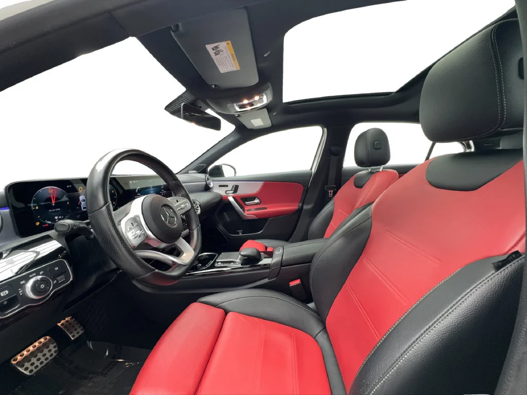 Used 2021 White Mercedes-Benz A 220 image 19