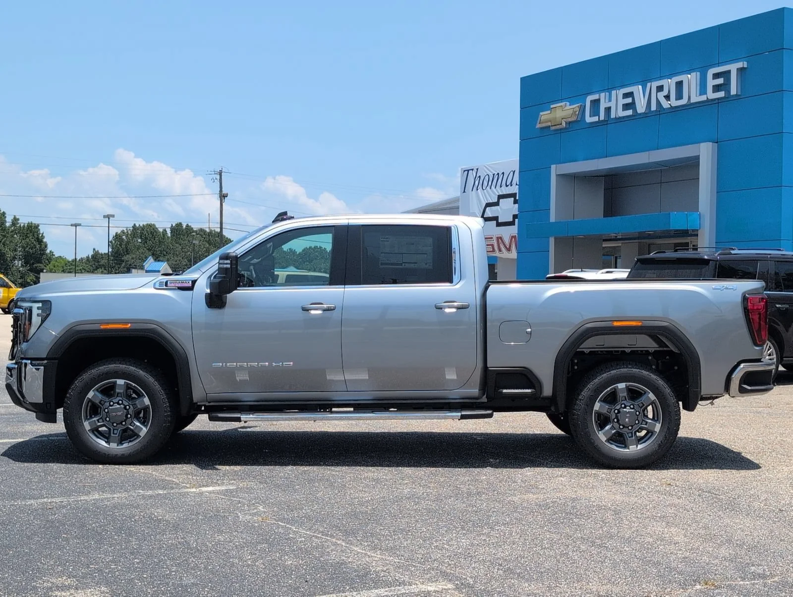 New 2026 Sterling Metallic GMC SLE image 2