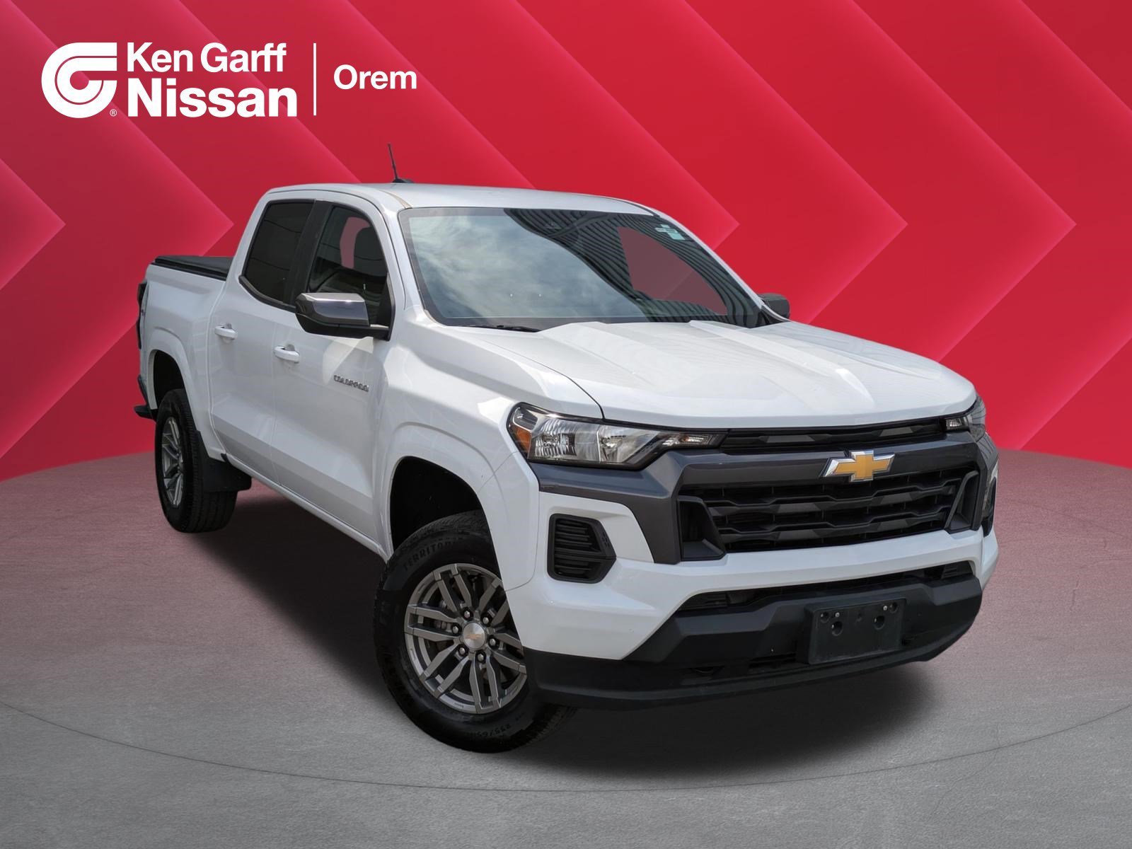 2023 Chevrolet Colorado 4WD LT Crew Cab Short Box's photo