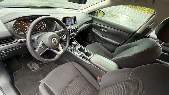 Used 2023 Gray Nissan S image 15