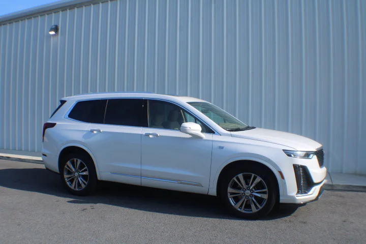 2023 Cadillac XT6 Premium Luxury Auto 4WD's photo
