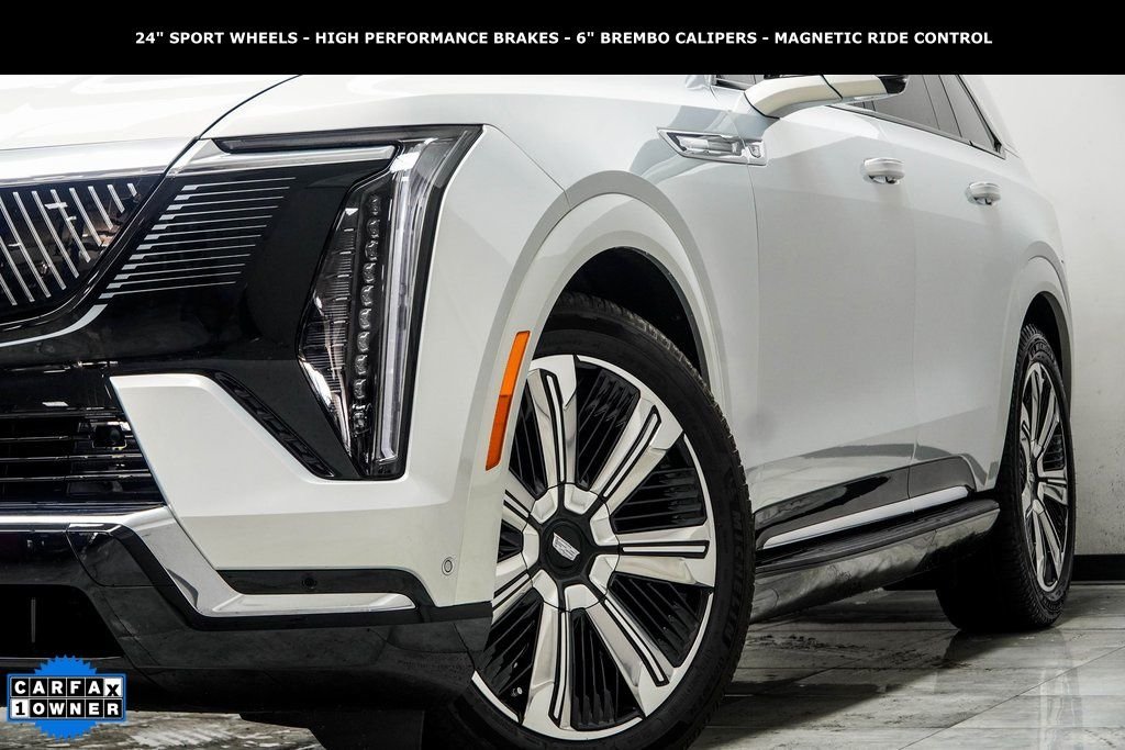 Used 2025 Silver Cadillac Luxury 2 image 3