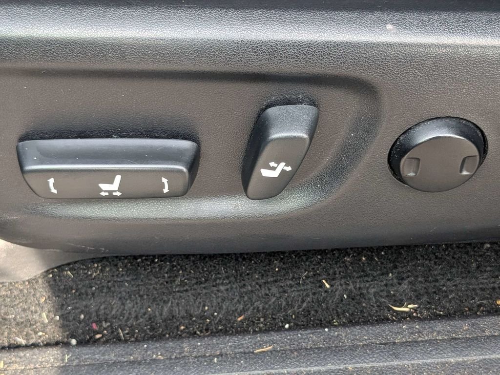 Used 2012 Gray Toyota SR5 image 20