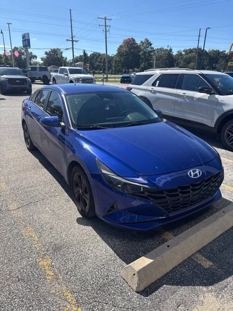 Used 2021 Blue Hyundai SEL image 2