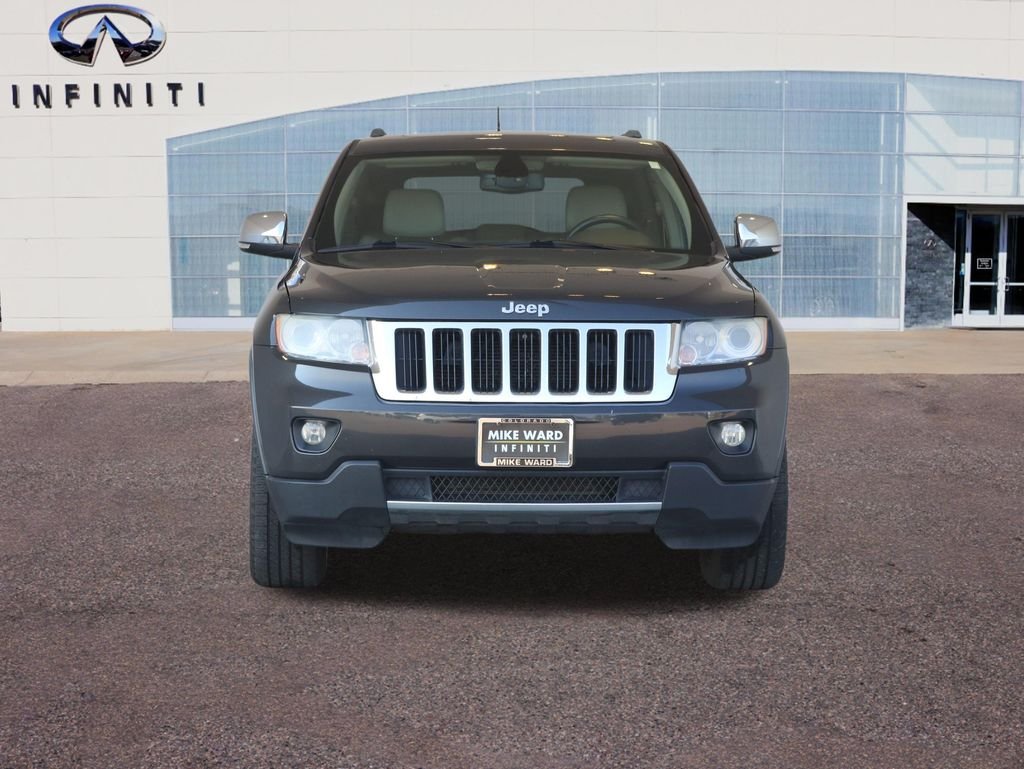 Used 2011 Gray Jeep Limited image 53