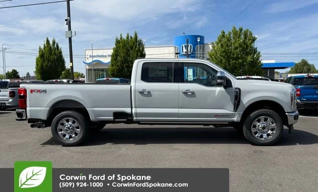 New 2026 Avalanche Ford Lariat image 9