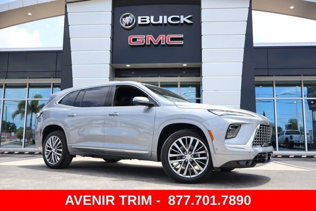 2026 Buick Enclave Avenir AWD's photo