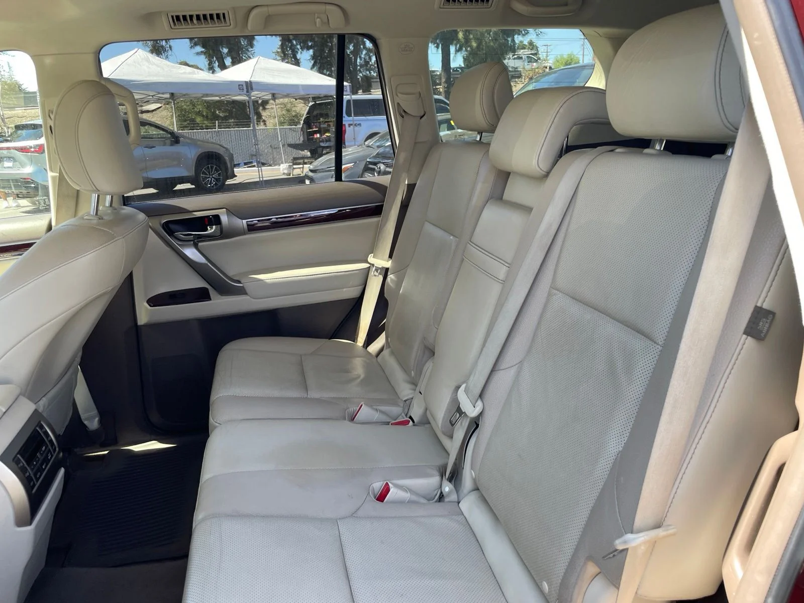 Used 2015 Mica Lexus 460 image 8