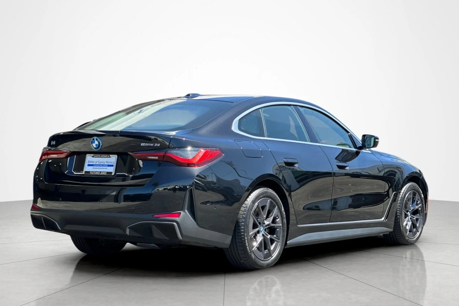 Used 2023 Black Sapphire Metallic BMW eDrive35 image 5