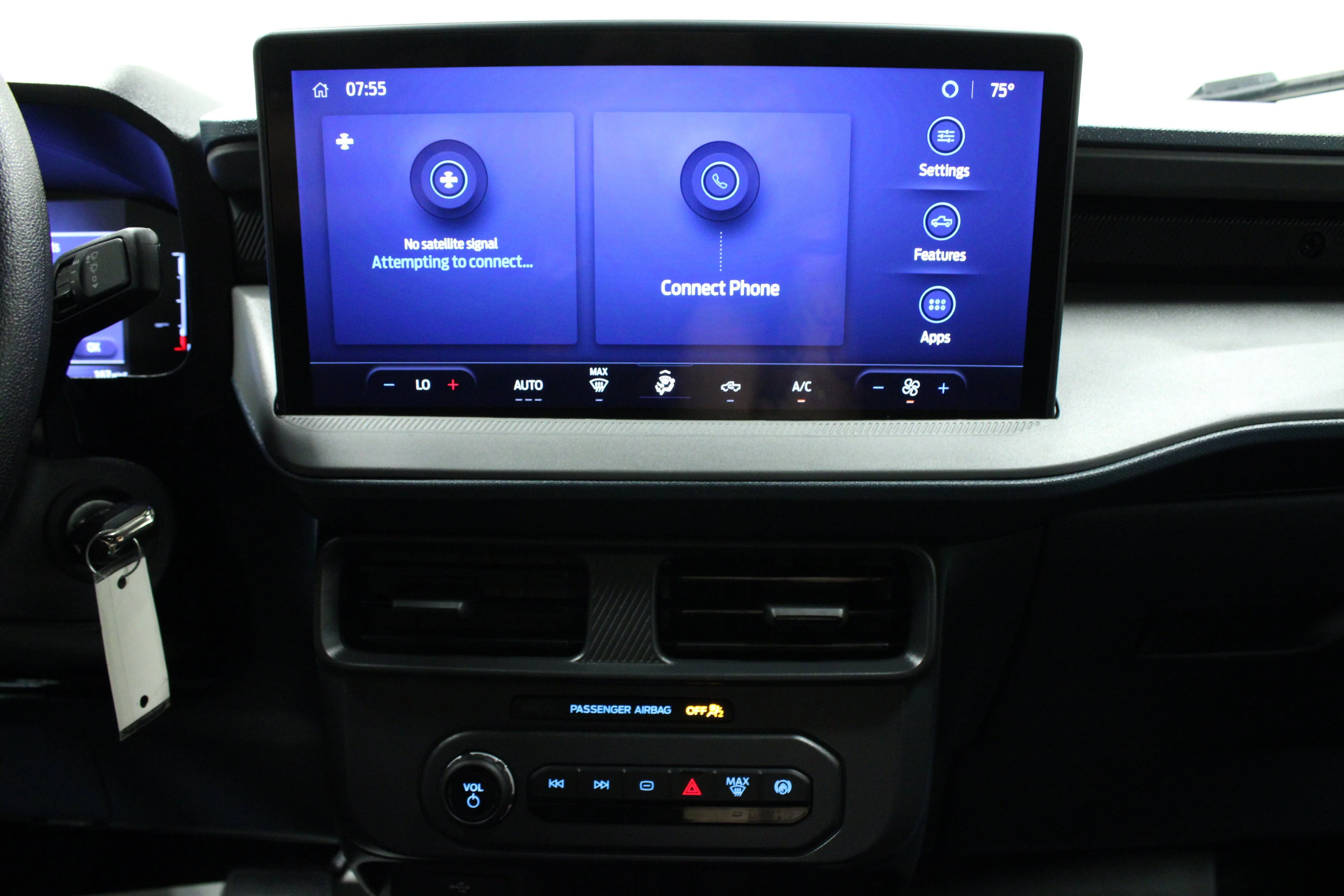 Used 2025 Oxford White Ford XL image 22
