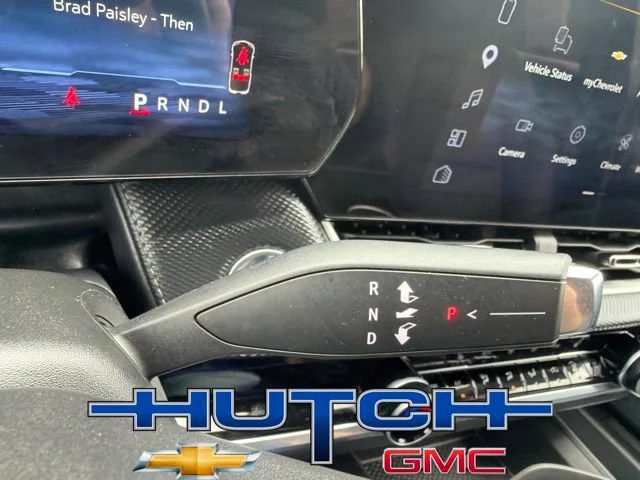 Used 2026 Lakeshore Blue Metallic Chevrolet LT image 31