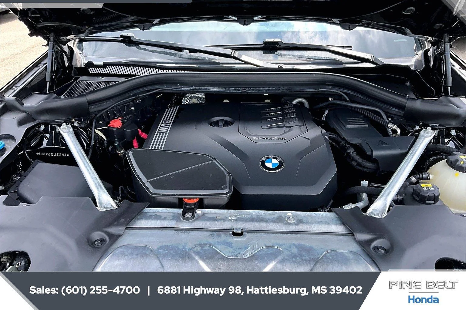 Used 2020 Black Sapphire Metallic BMW xDrive30i image 8