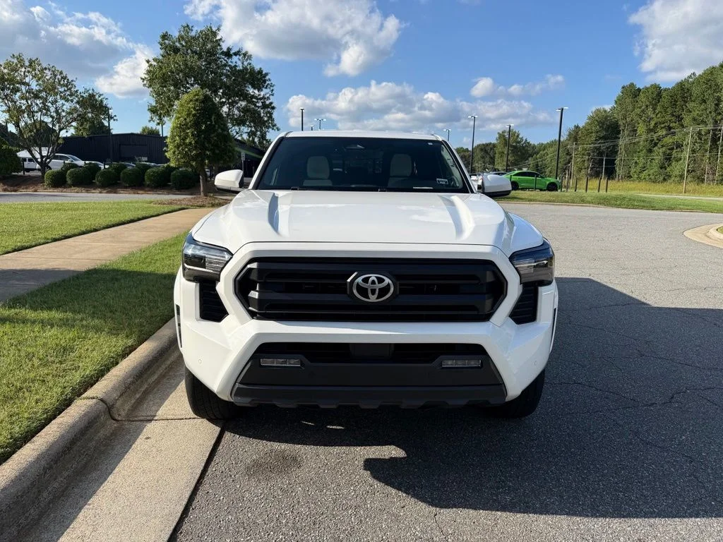 Used 2024 White Toyota SR5 image 6