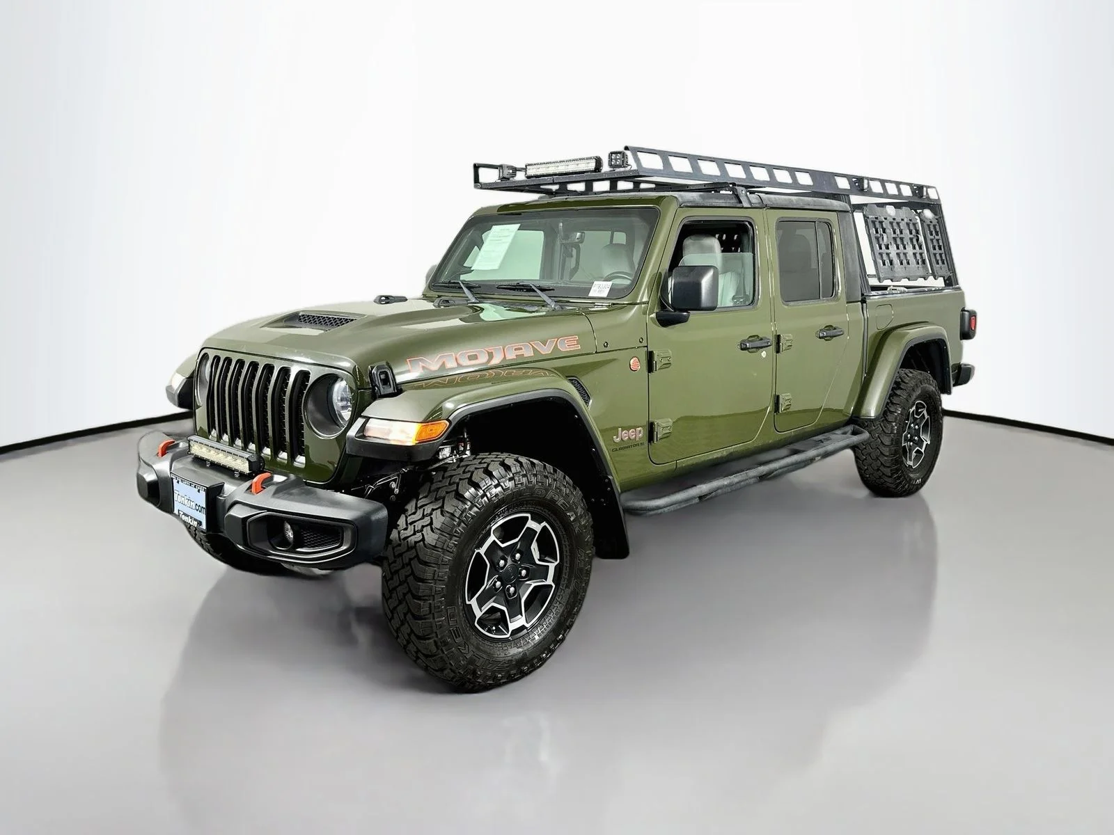 Used 2023 Sarge Green Clearcoat Jeep Mojave image 3