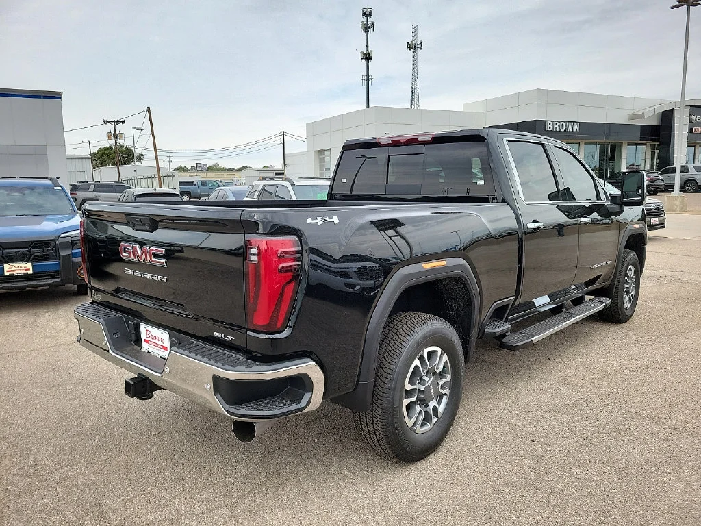 2026 GMC Sierra 2500HD SLT - Photo 11