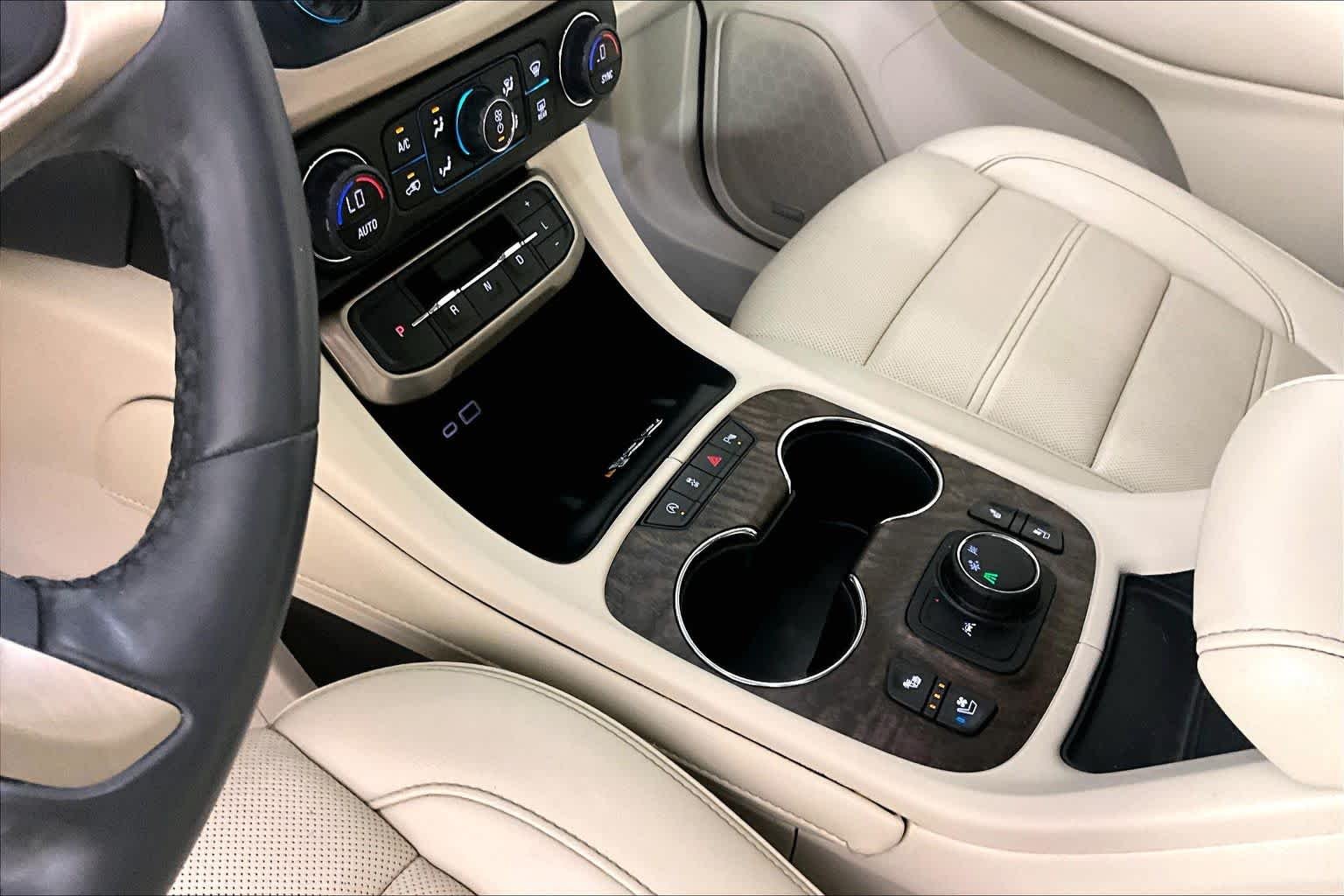 2023 GMC Acadia Denali - Photo 29