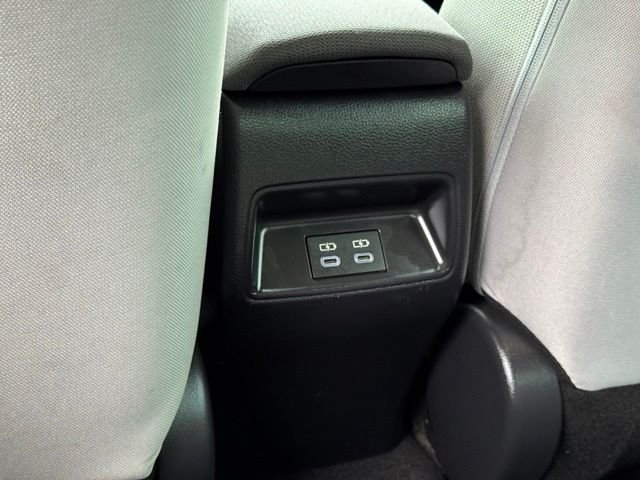 Used 2026  Toyota LE image 42