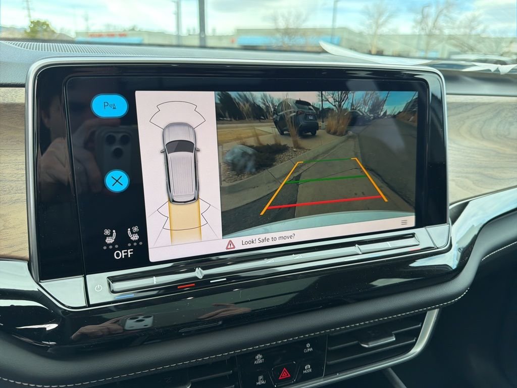 New 2026 Opal White Pearl Volkswagen SE w/Technology image 17