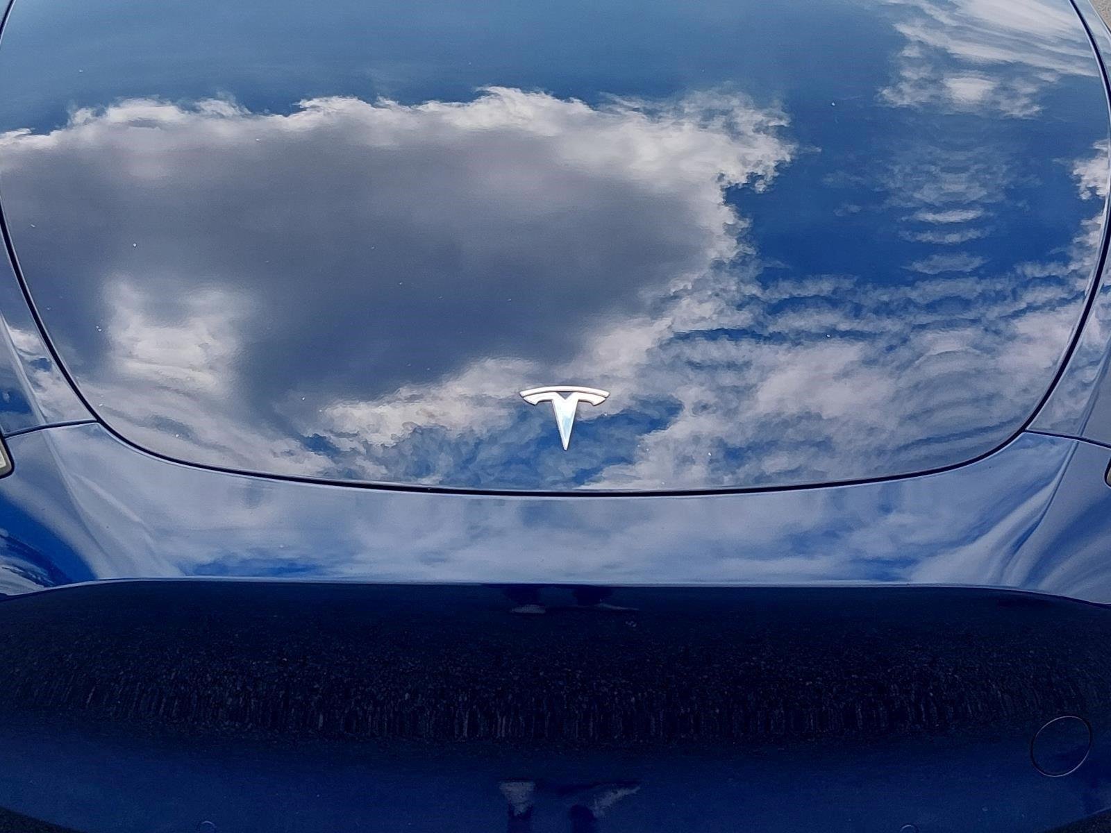Used 2021  Tesla Long Range image 9