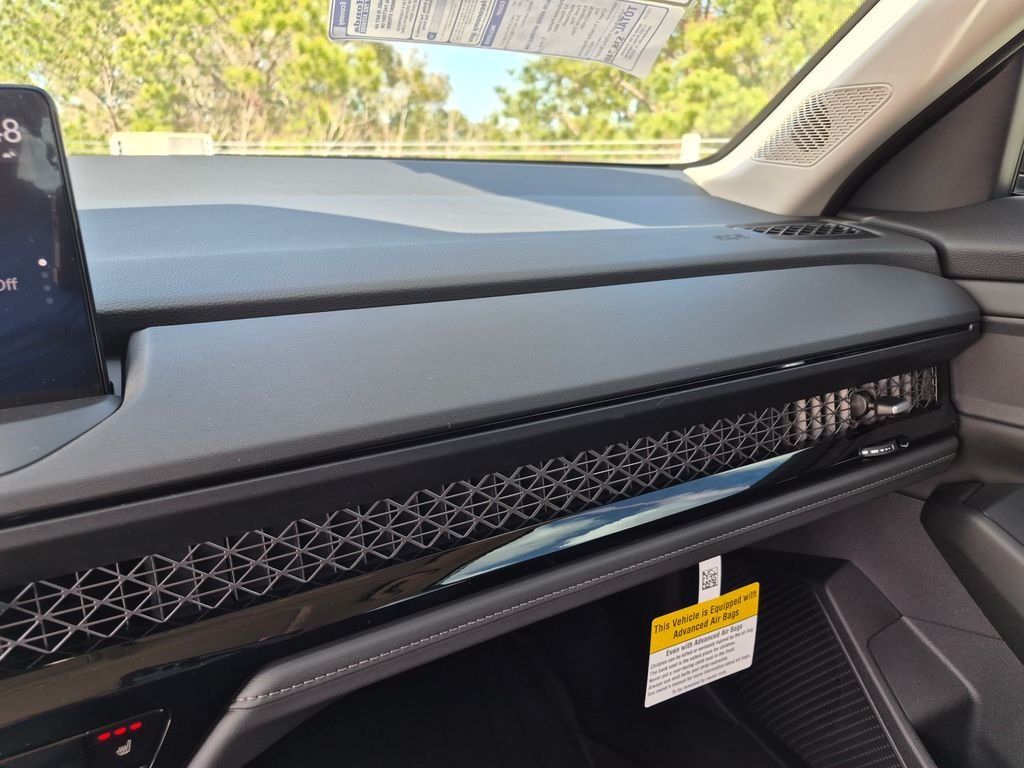 2026 Honda Accord Hybrid EX-L - Photo 13