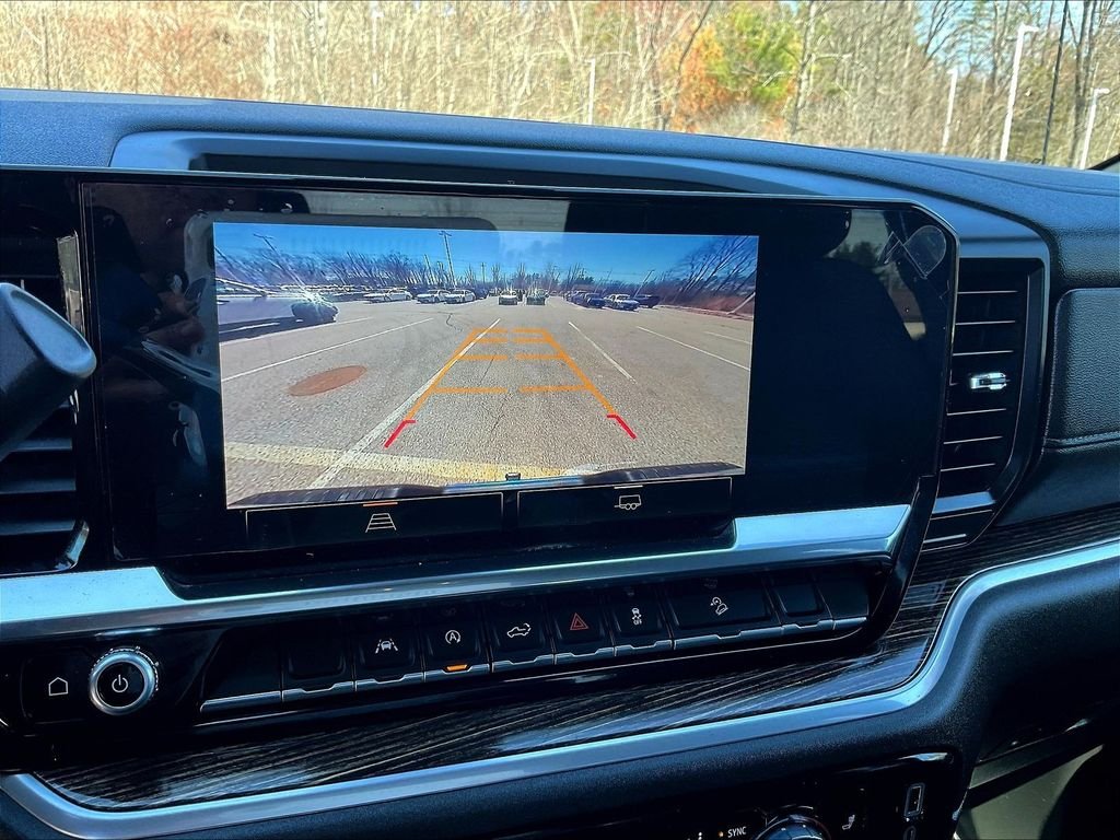 Used 2022 Blue GMC Elevation image 19