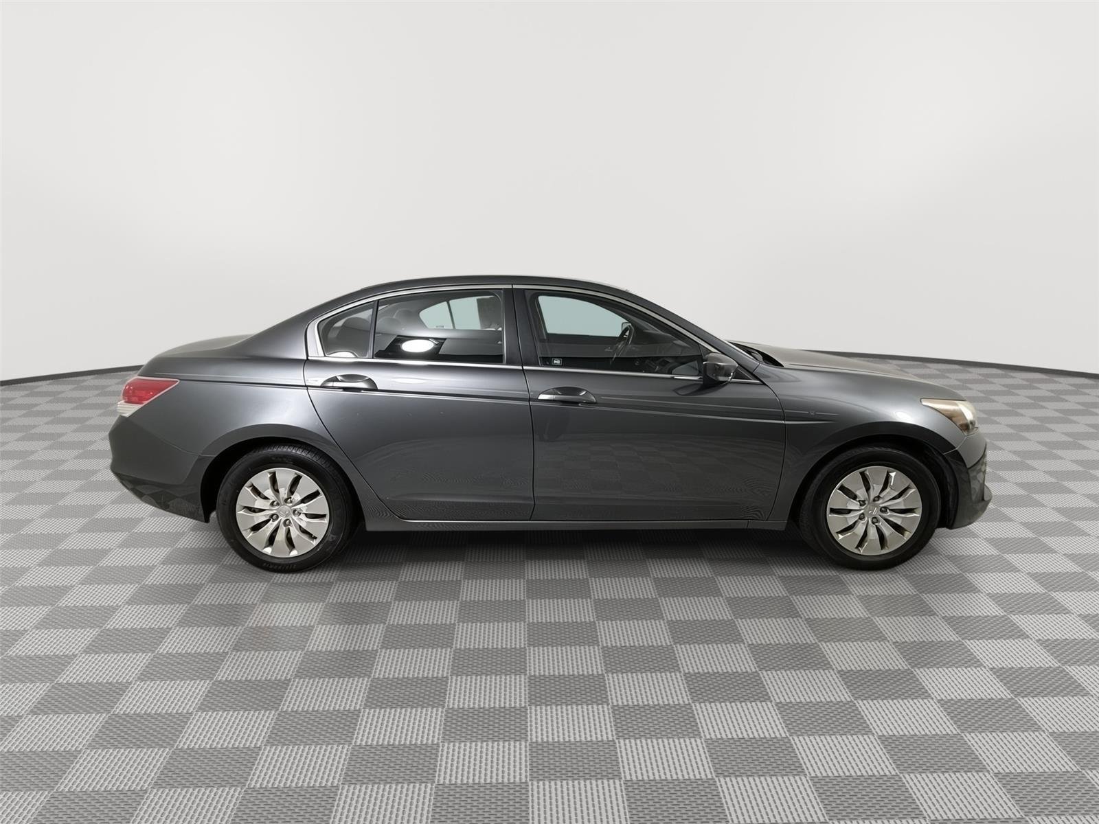 Used 2009 Polished Metal Metallic Honda LX image 16