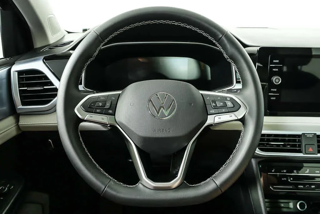 New 2026 Deep Black Pearl VOLKSWAGEN SESUN image 9