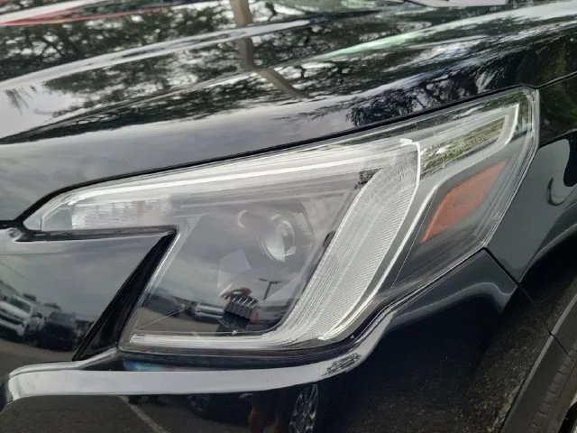 2023 Subaru Forester Touring - Photo 3