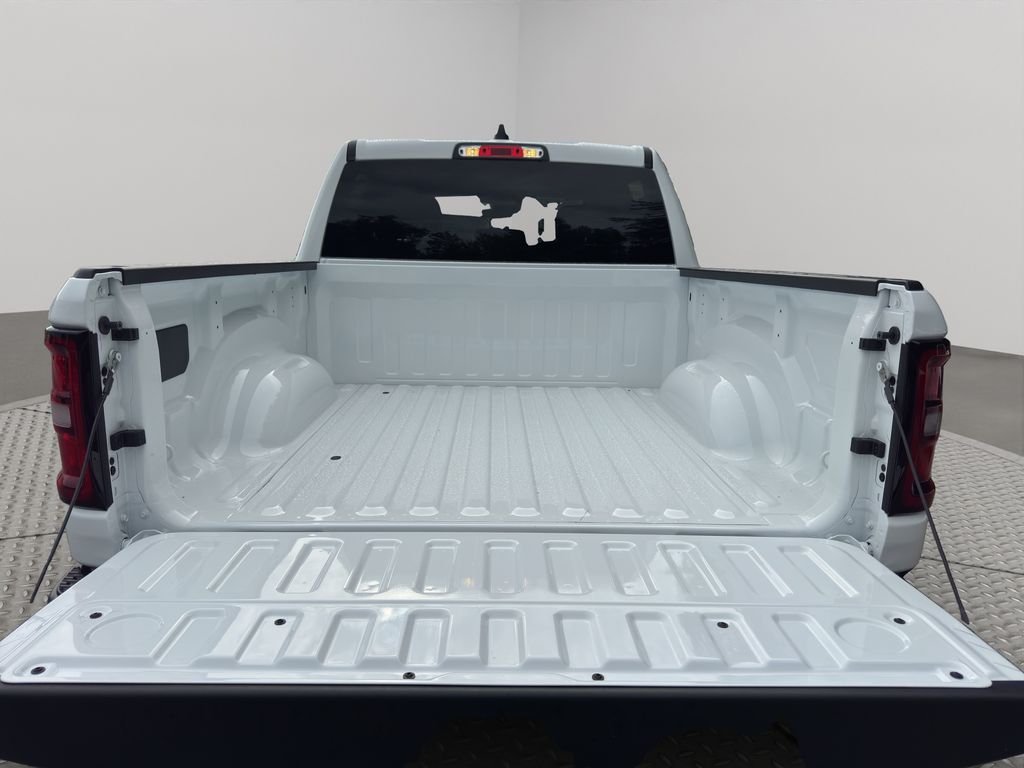 New 2026 Bright White Clear-Coat Exterior Paint RAM Tradesman image 9