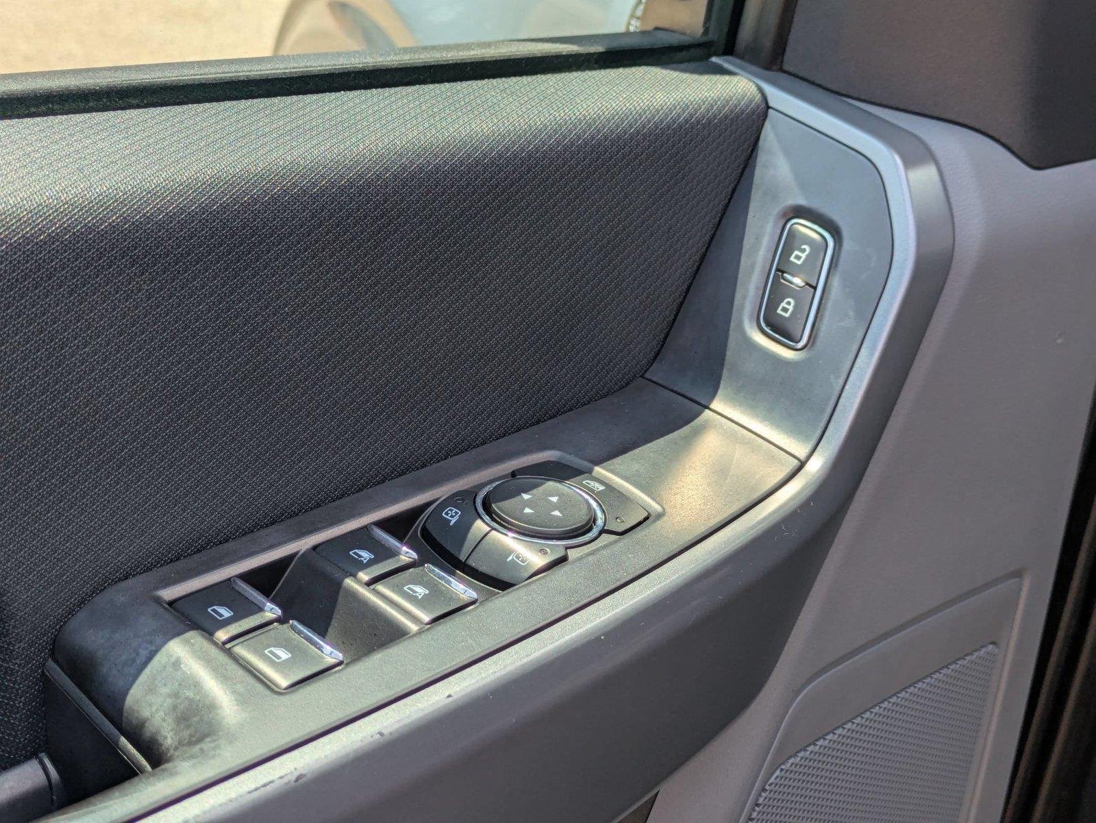 Used 2023 Iconic Silver Metallic Ford XLT image 13