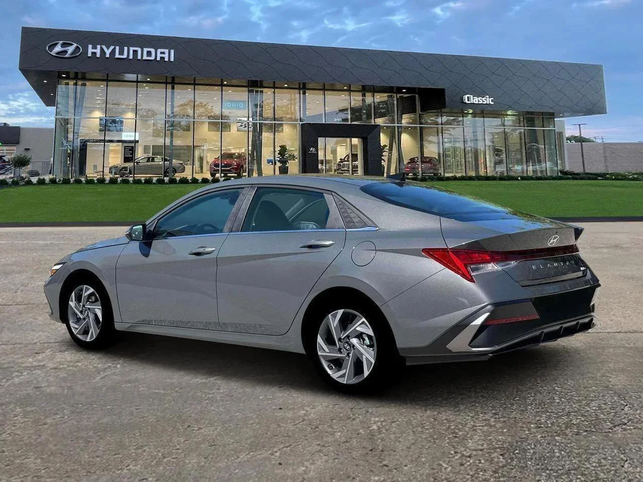 New 2026 Ecotronic Gray Pearl Hyundai Limited image 6