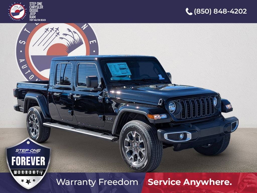 2026 Jeep Gladiator Sahara Auto's photo