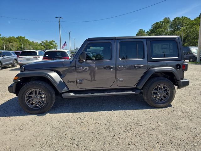 New 2026 Granite Crystal Metallic Clearcoat Jeep Sport S image 6