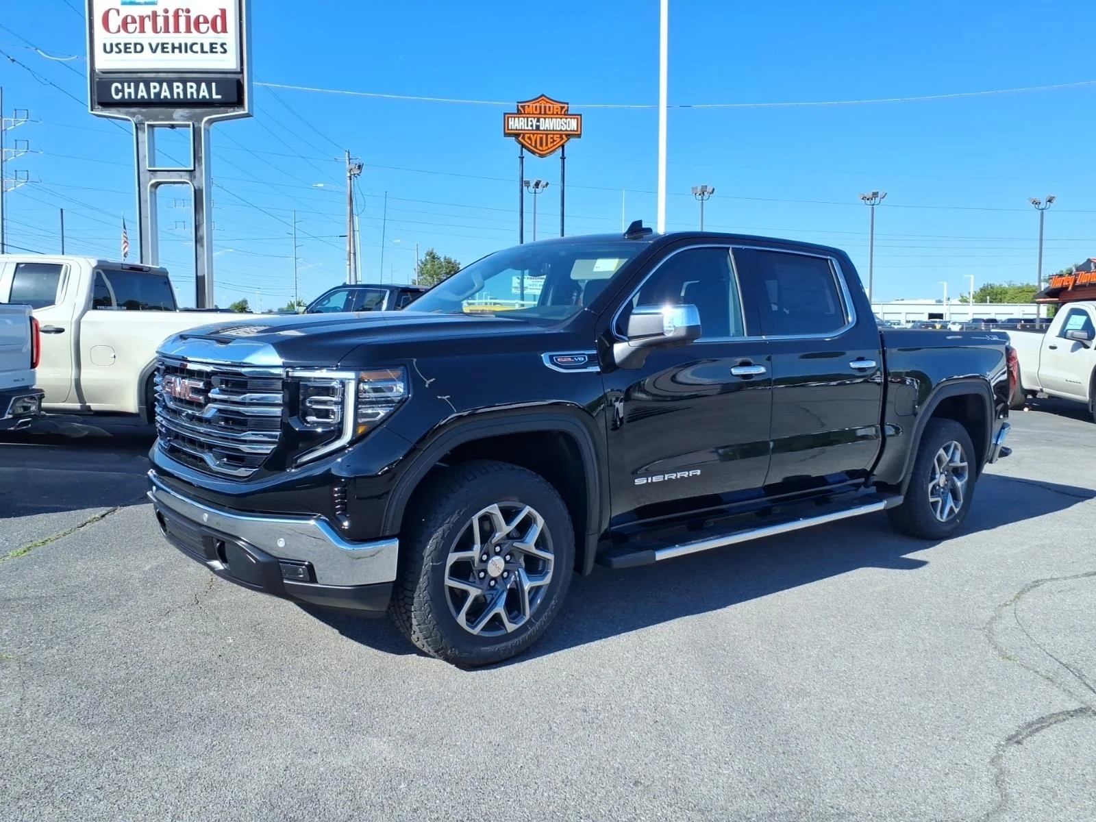 2026 GMC Sierra 4WD Crew Cab Short Box SLT's photo