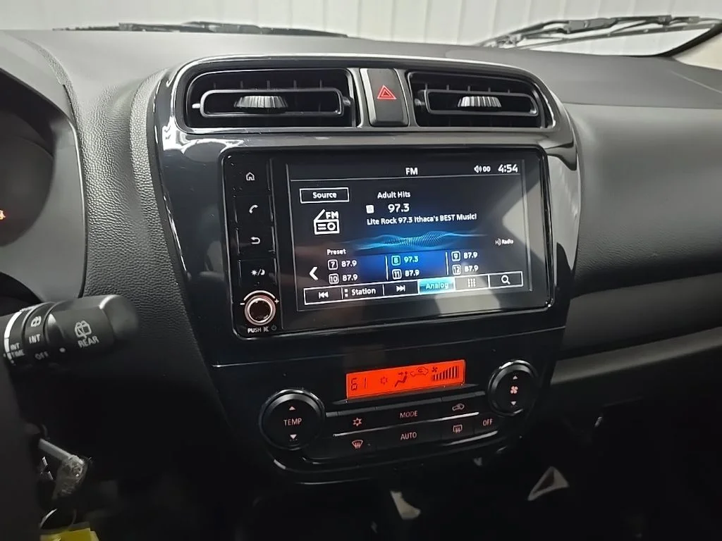 Used 2024 Red Mitsubishi ES image 27