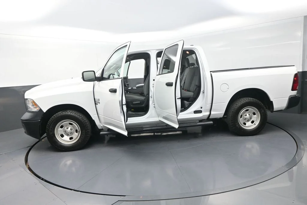 Used 2019 White Ram Tradesman image 34